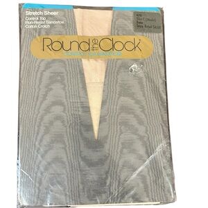 NWT Vintage 1983 Round The Clock Stretch Sheer Control Top Pantyhose Bone-Model